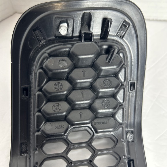 2014-2018 Jeep Cherokee Grille Insert #1 - Picture 3 of 5